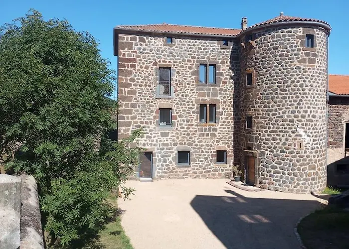 La Maison Forte Du Goutay